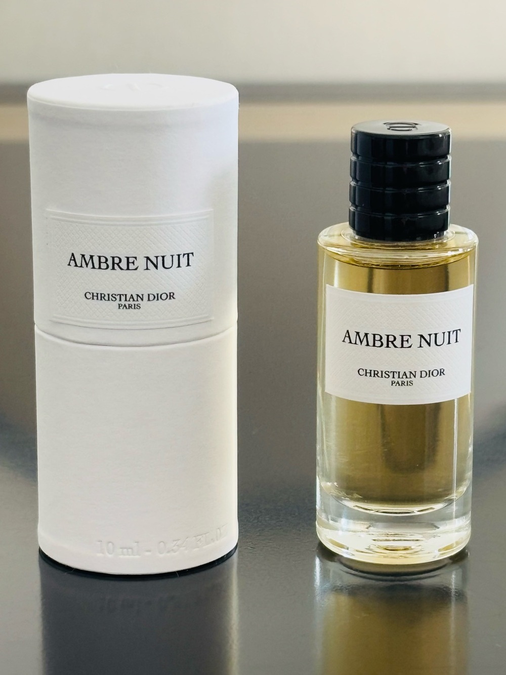 Miniature sample of Ambre Nuit from the Dior La Privee Collection